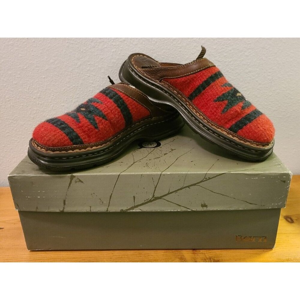 NEW BORN Women's Merida Clog Mules Woven Blanket Red Aztec Tribal‎ W3442 Size 7